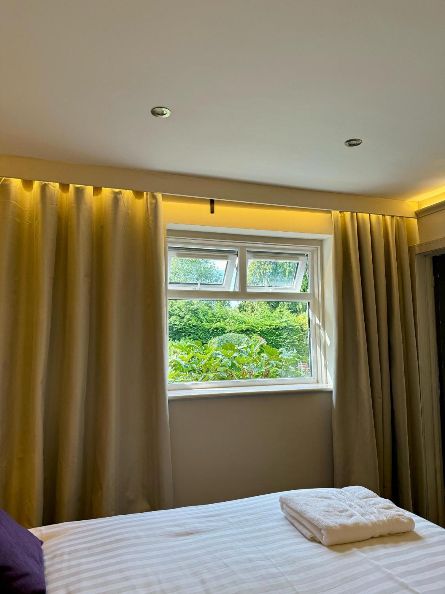 Old Farm Hotel Birmingham