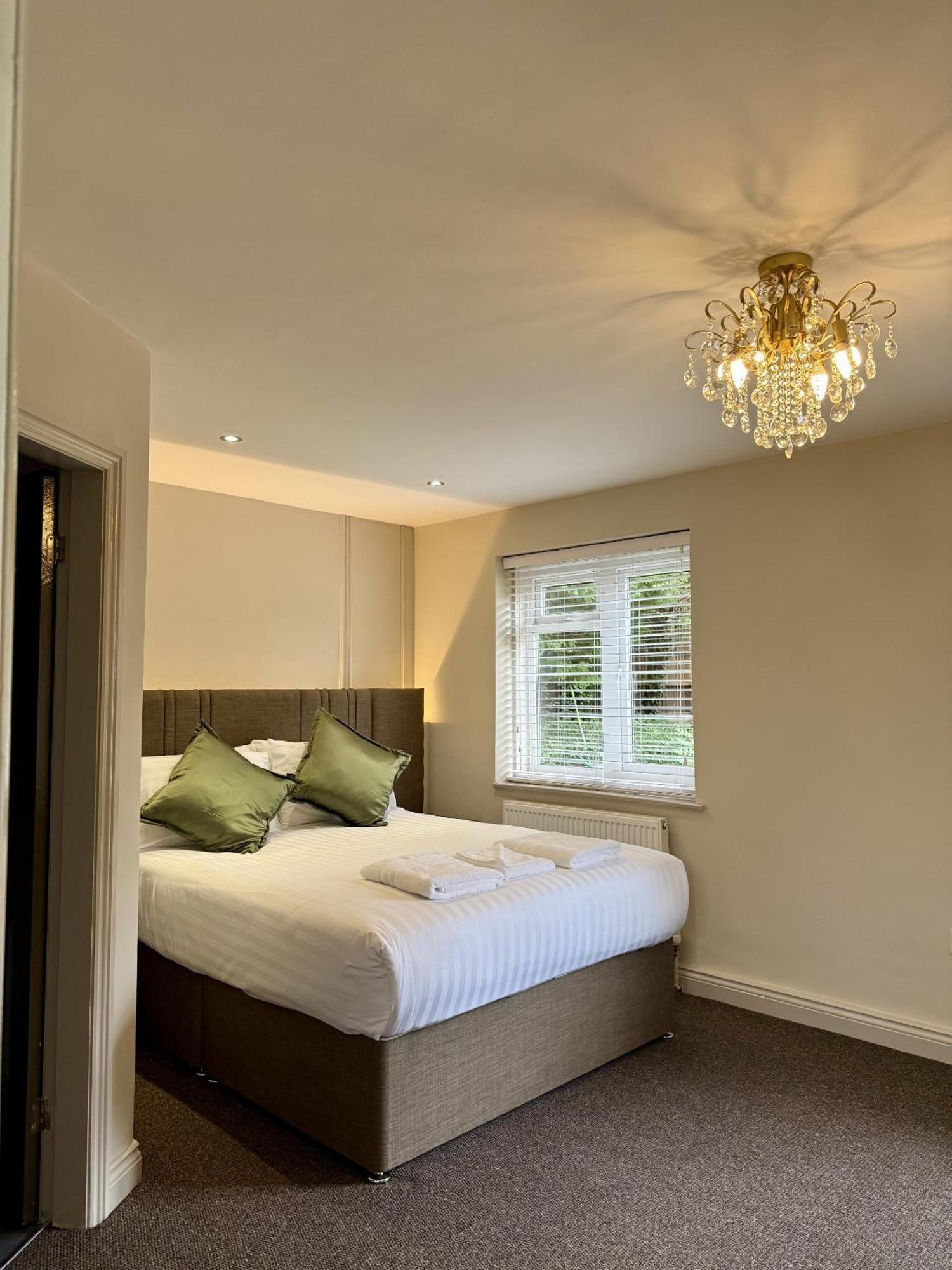 Hotel Old Farm 3*